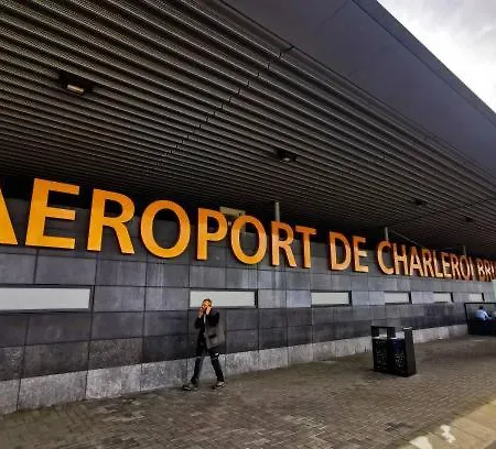 Station 82 E Charleroi-airport *